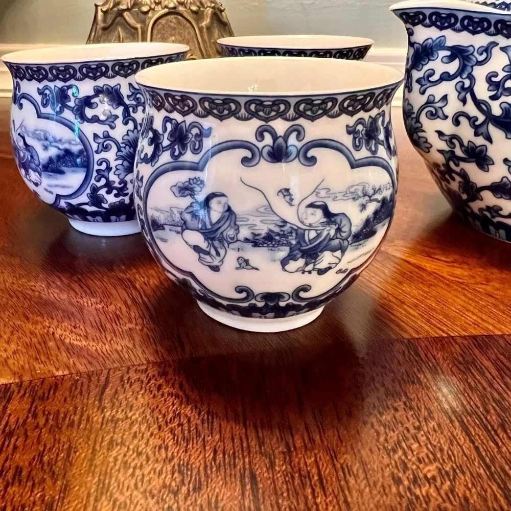 NWB Vintage Chinese Porcelain Blue & White Chinoiserie Mini Tea Set Never Used - Picture 7 of 10